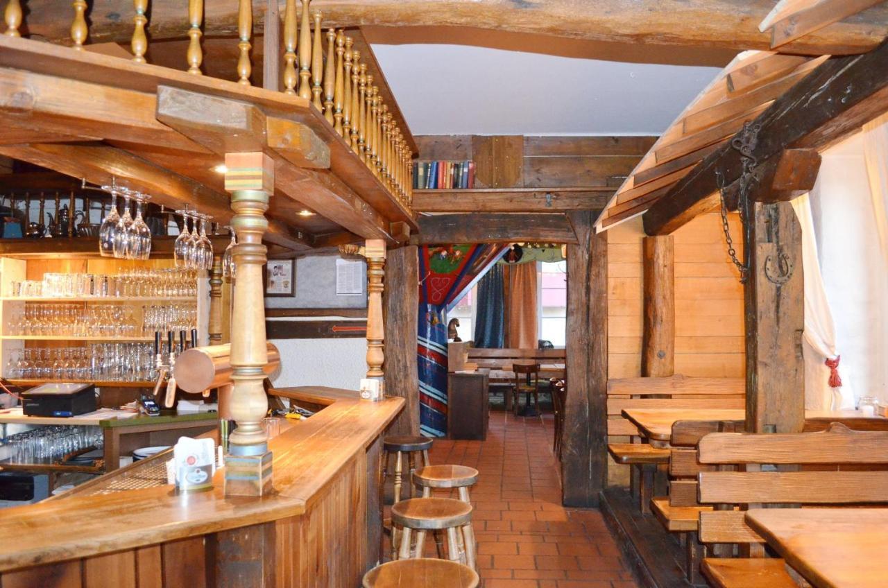 Oberhof  Hotel "Cafe Verkehrt" - Wellcome Motorbiker, Berufsleute Und Reisende Im Schwarzwald מראה חיצוני תמונה